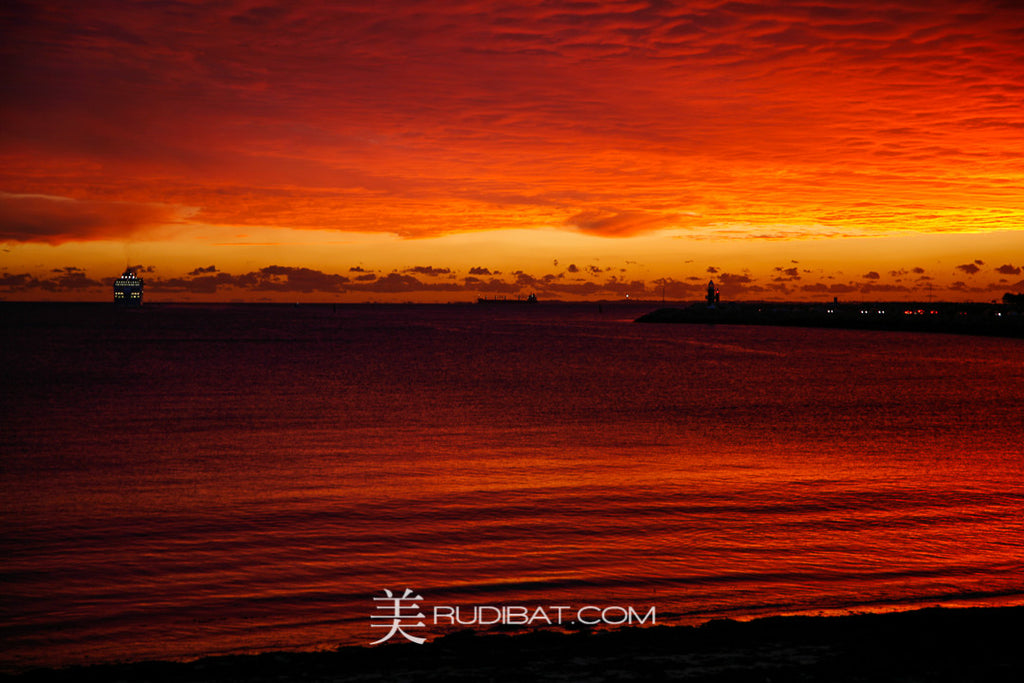 SUNSET PERTH WESTERN AUSTRALIA