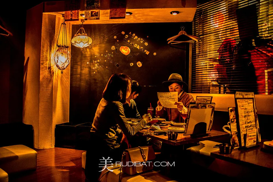 Friends – Having Dinner Shot in Shibuya Tokyo Halloween 2015