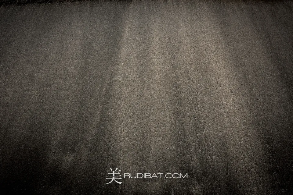 Lines – In the Sand on Beach Fukui Japan Spring 2014
