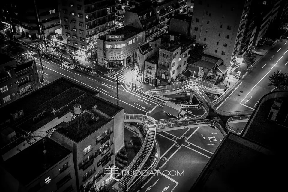 Xross – Taken in Shinagawa-Ku Tokyo Japan